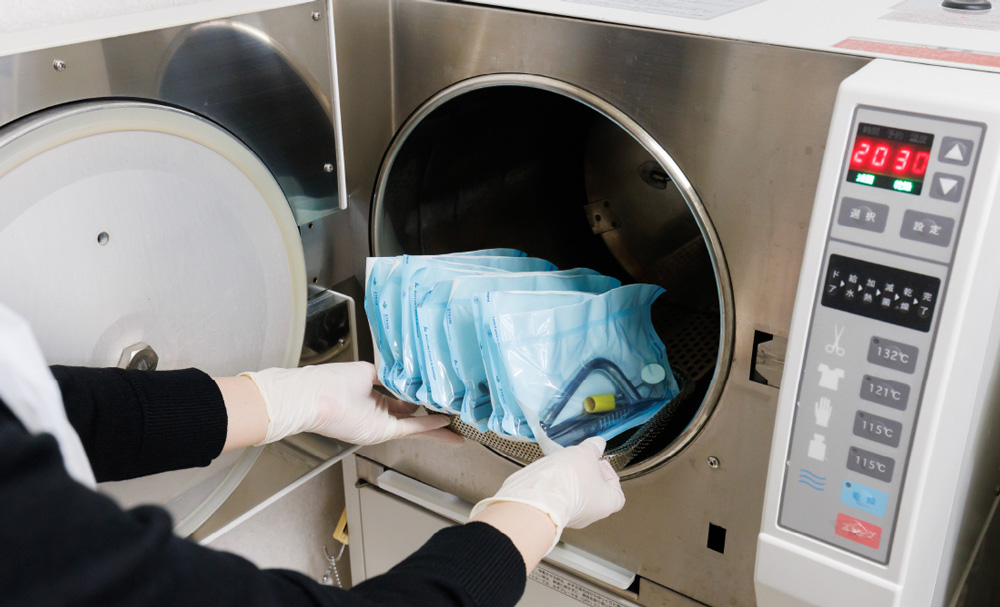 なでしこ歯科 滅菌機器写真